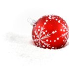 red-ornament-400px