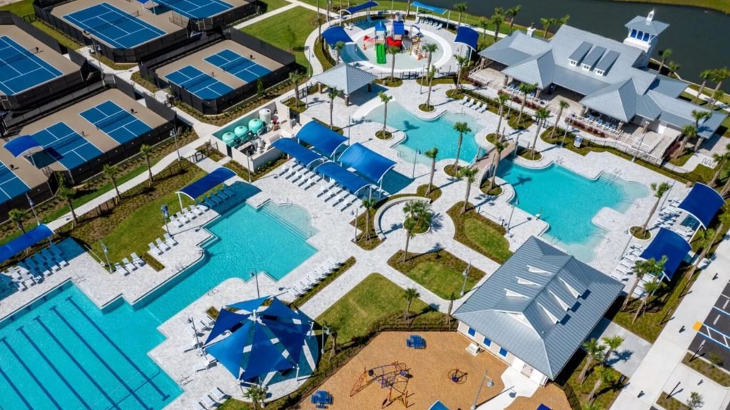 Community Pools a Big Deal for Today’s Home Buyers - SilverLeaf Community Pools a Big Deal for Today’s Home Buyers - SilverLeaf