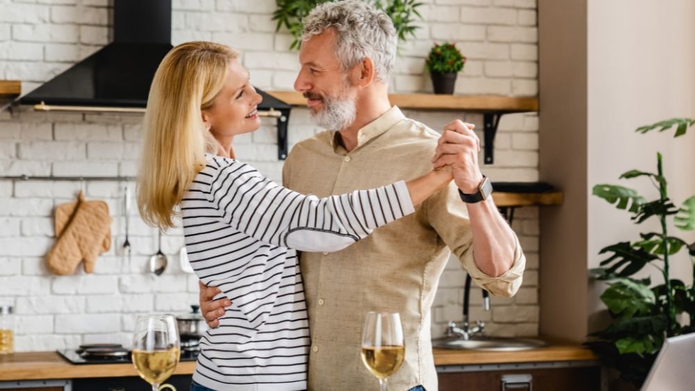 What Are the Best Types of House Plans for Empty Nesters? - Empty Nesters